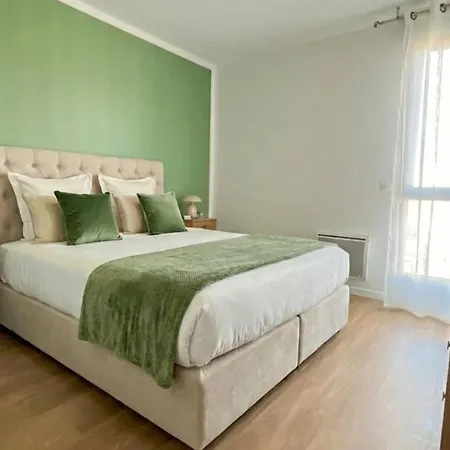 Zenao Aparthotel Lourdes